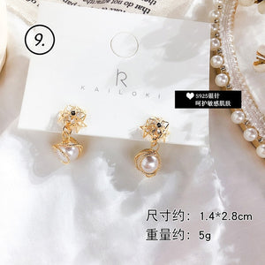 Fresh Cool Winding Pearl - Zircon Earrings