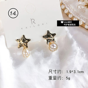 Fresh Cool Winding Pearl - Zircon Earrings