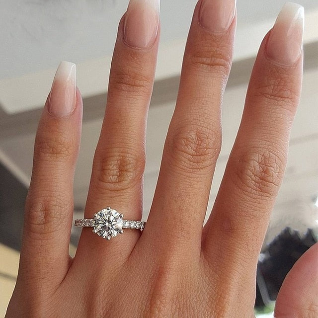New Trendy Crystal Engagement Claws